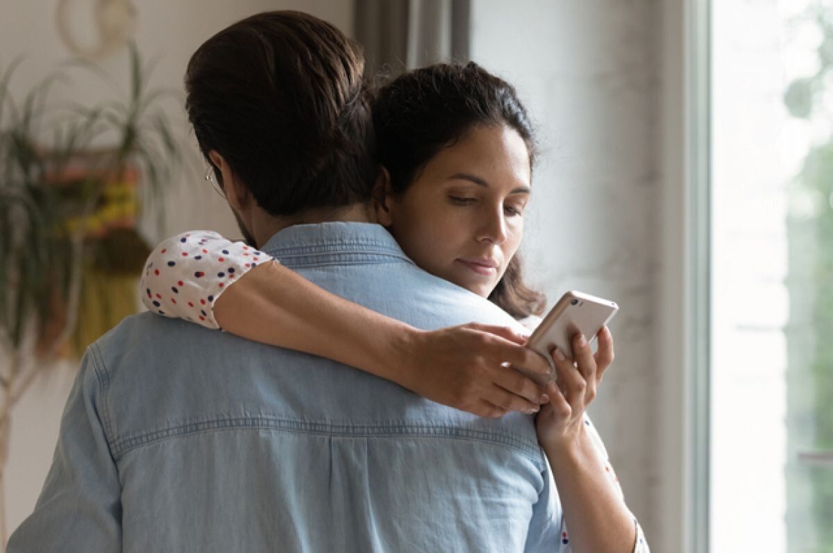 Как справиться с изменой: советы от психолога