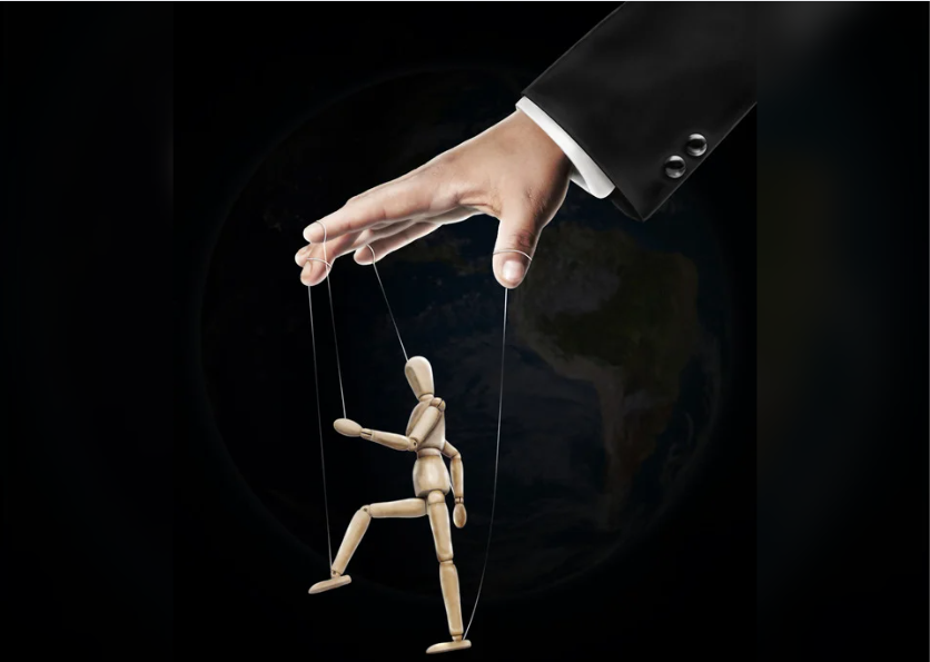 Почему мы попадаемся в сети манипуляторов и как этого избежать