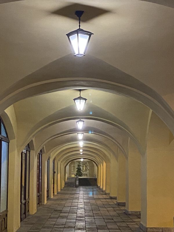 Как пережить трудные ожидания, не теряя связь с близкими