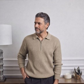 Ходим в гости: комфортные стильные образы для мужчин старше 50 лет