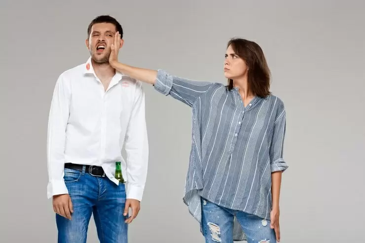 Почему женщины теряют интерес к мужчинам: главные причины