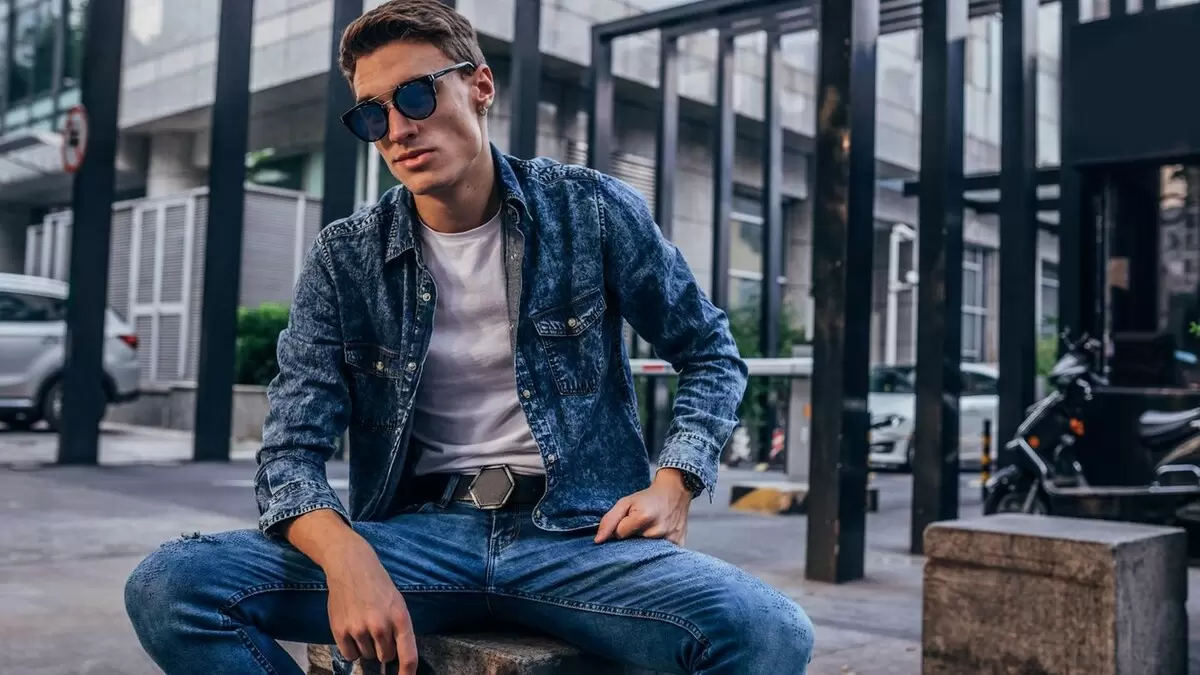 Как распознать нарцисса: главные признаки нарциссического поведения