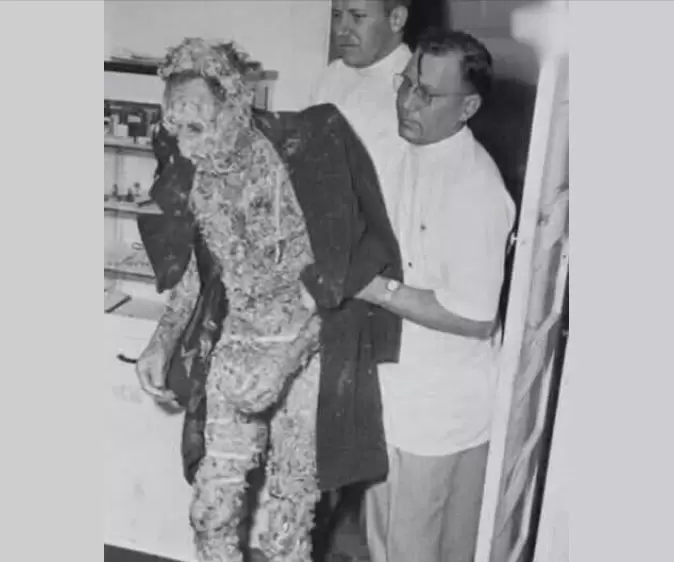 Героизм любви: Как молодой человек спас свою собаку из смоляных ям Ла-Бреа