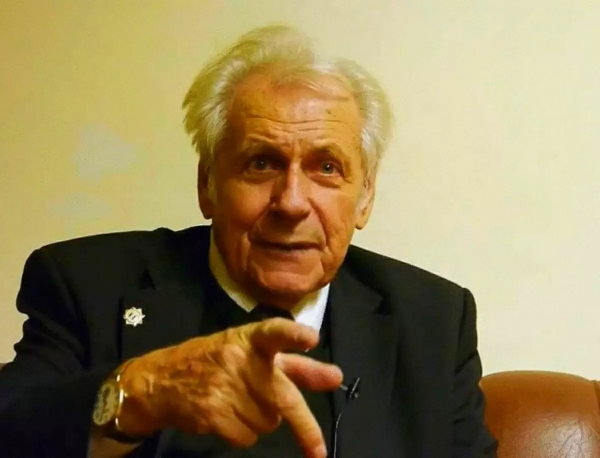 Почему чаепитие после ужина может навредить вашему здоровью